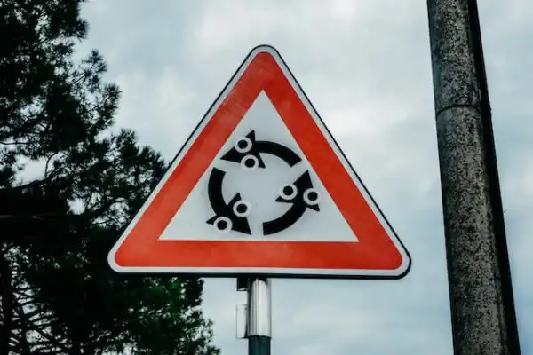 roundabout sign