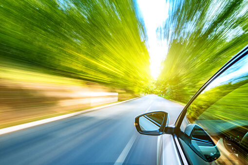 speeding car crashes